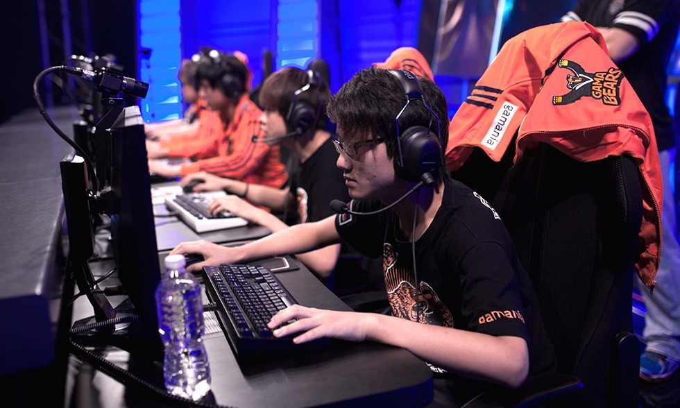 宁王痛批厂长BP太臭，无畏契约手游8月19日上线，拳头游戏明年在华举办冠军赛